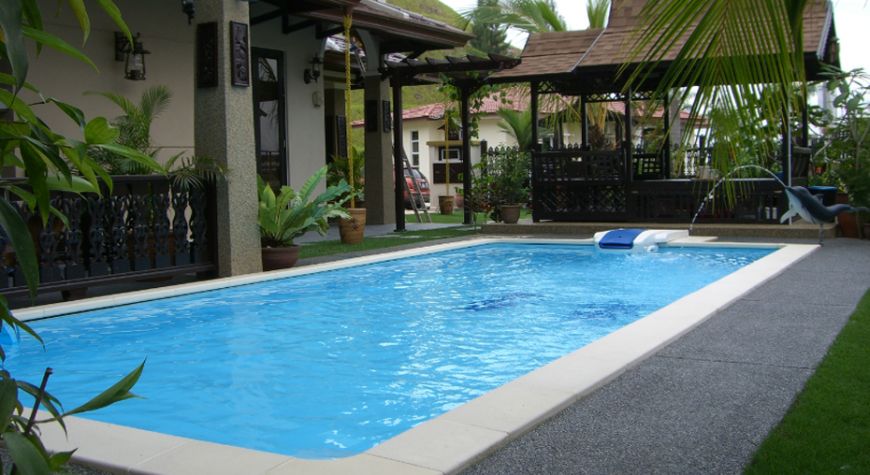 image6  Private Pools